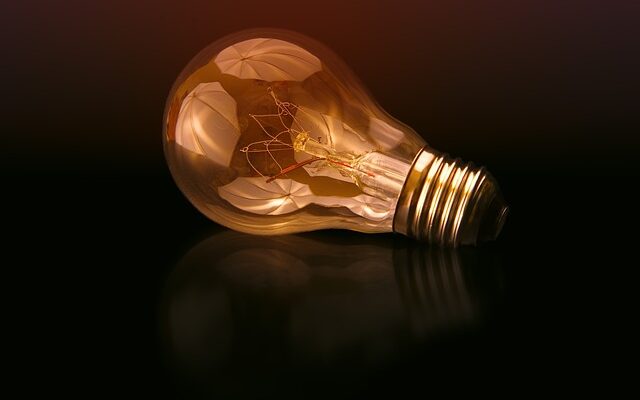 Spar energi og penge med smarte lampeudtag
